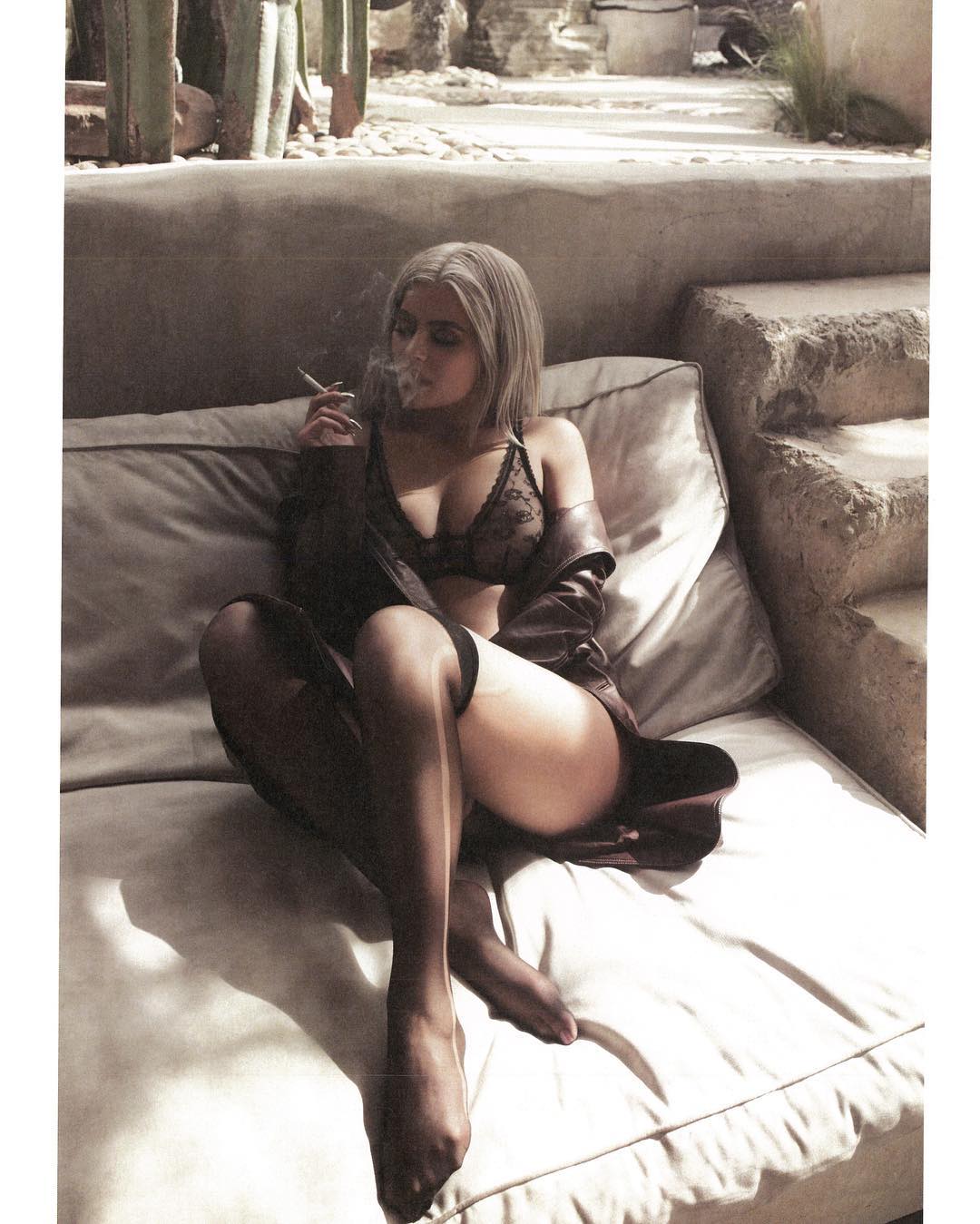 Kylie Jenner Shows Off Her New Lingerie on Twitter