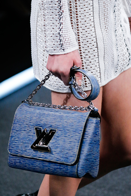 Louis Vuitton renueva el bolso Twist, el preferido de las celebrities
