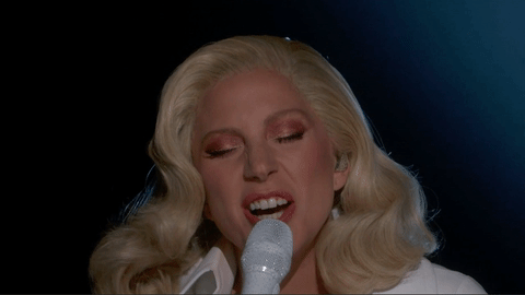 Lady Gaga puso de pie a todo el auditorio.