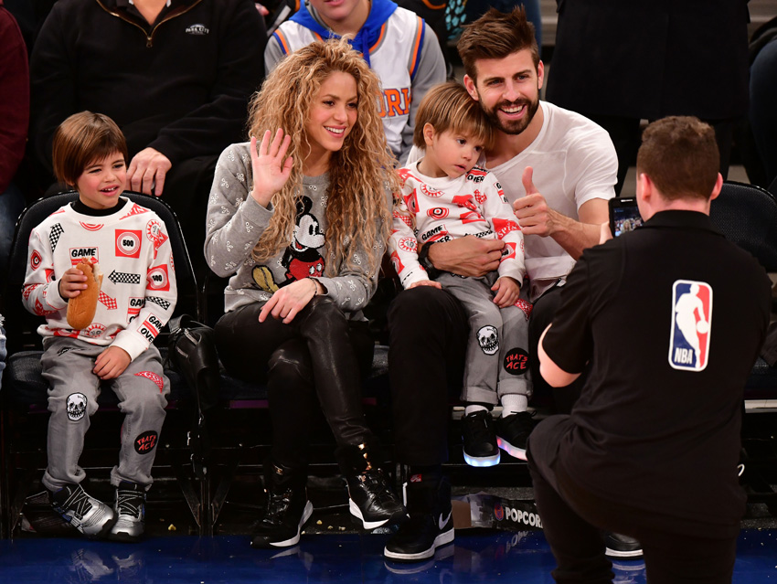 Shakira, Piqué y sus hijos.