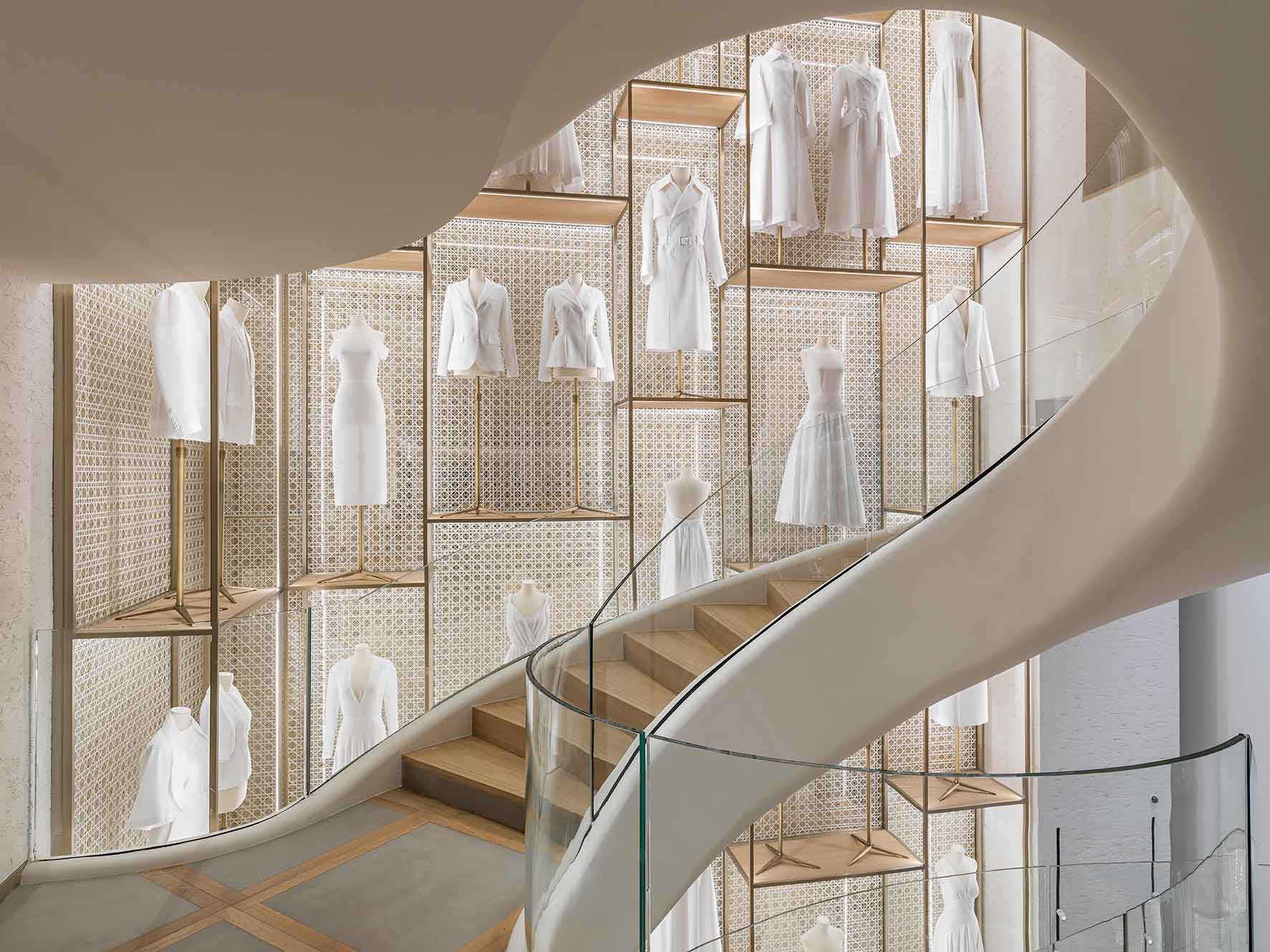 Toda la esencia de Dior en su nueva boutique de París Grazia