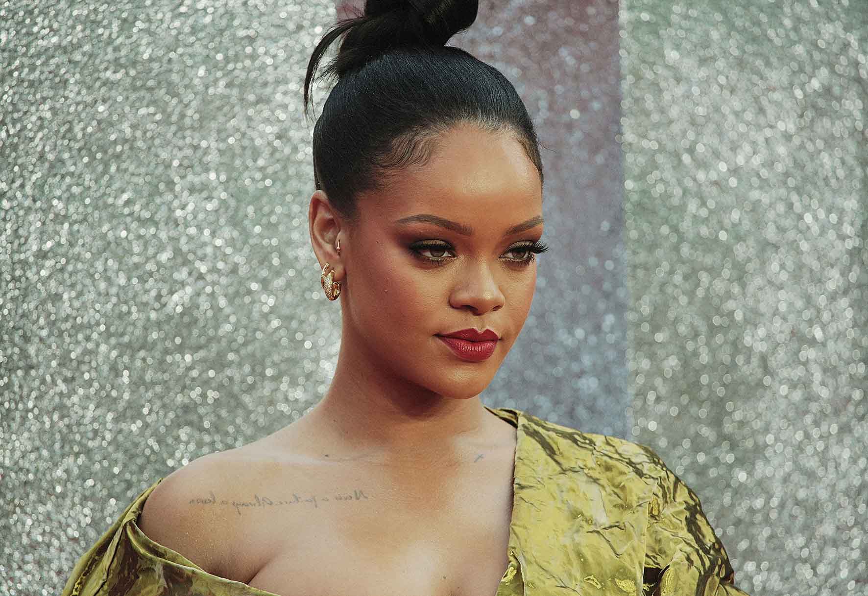 La cantante Rihanna tiene una doble que podría ser su hija