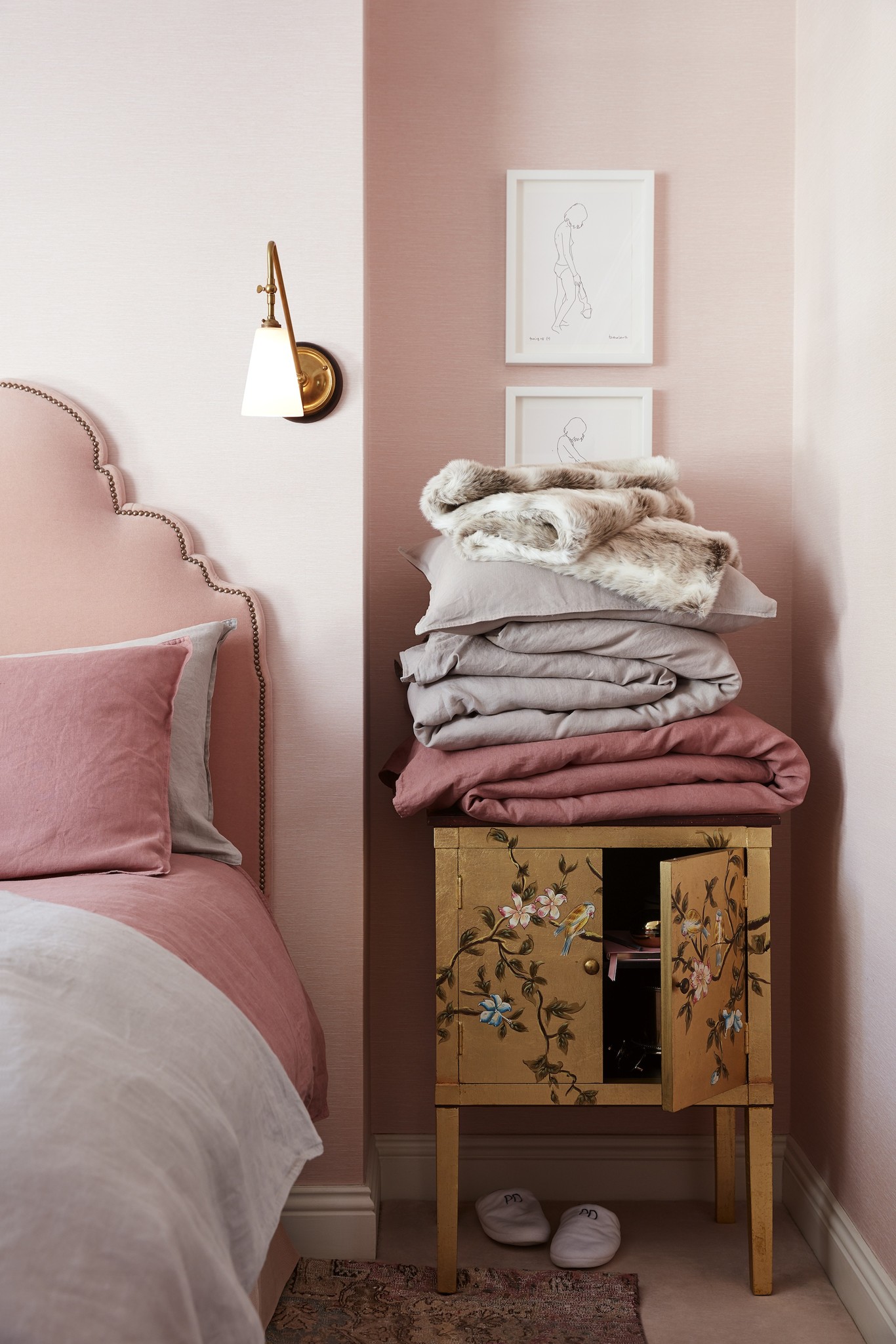 La modelo Poppy Delevigne protagoniza la nueva campaña de H&M Home en su casa de Londres