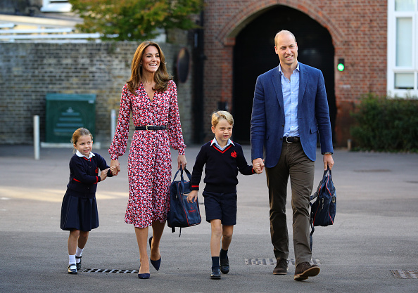 La princesa Charlotte llega a su primer dia de colegio con Kate Middleton y el príncipe Guillermo