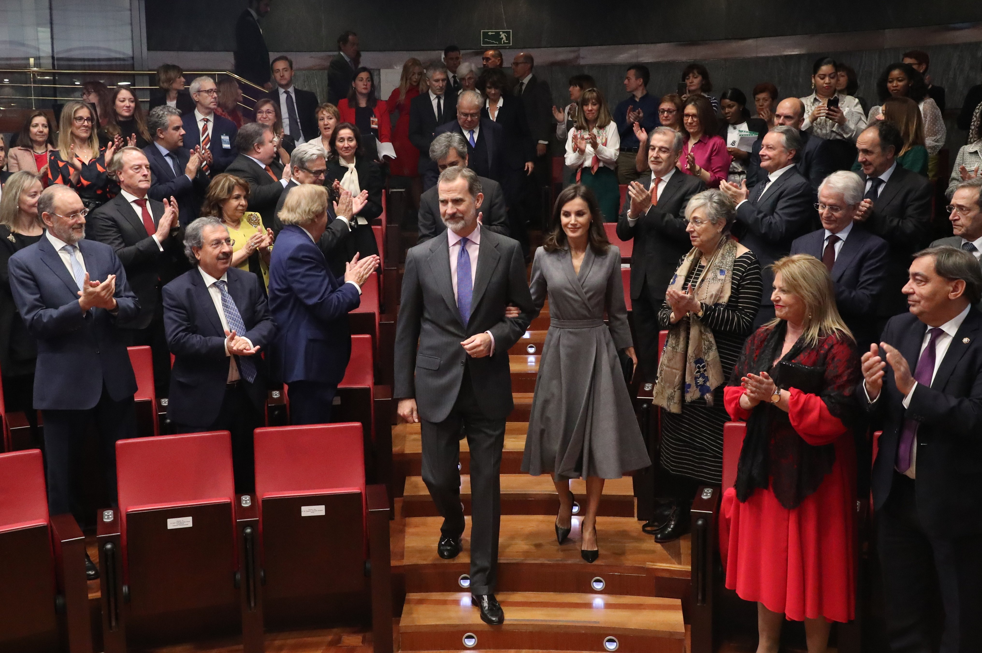 La reina Letizia recibe el Premio del Observatorio contra la Violencia Doméstica y de Género 2019