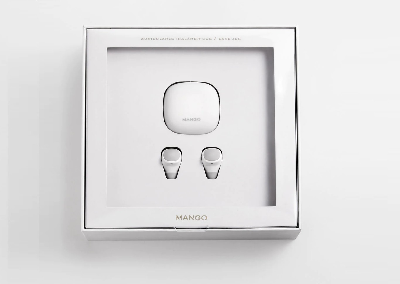 Mango crea su primera colección de accesorios tech e irrumpe en el sector tecnológico