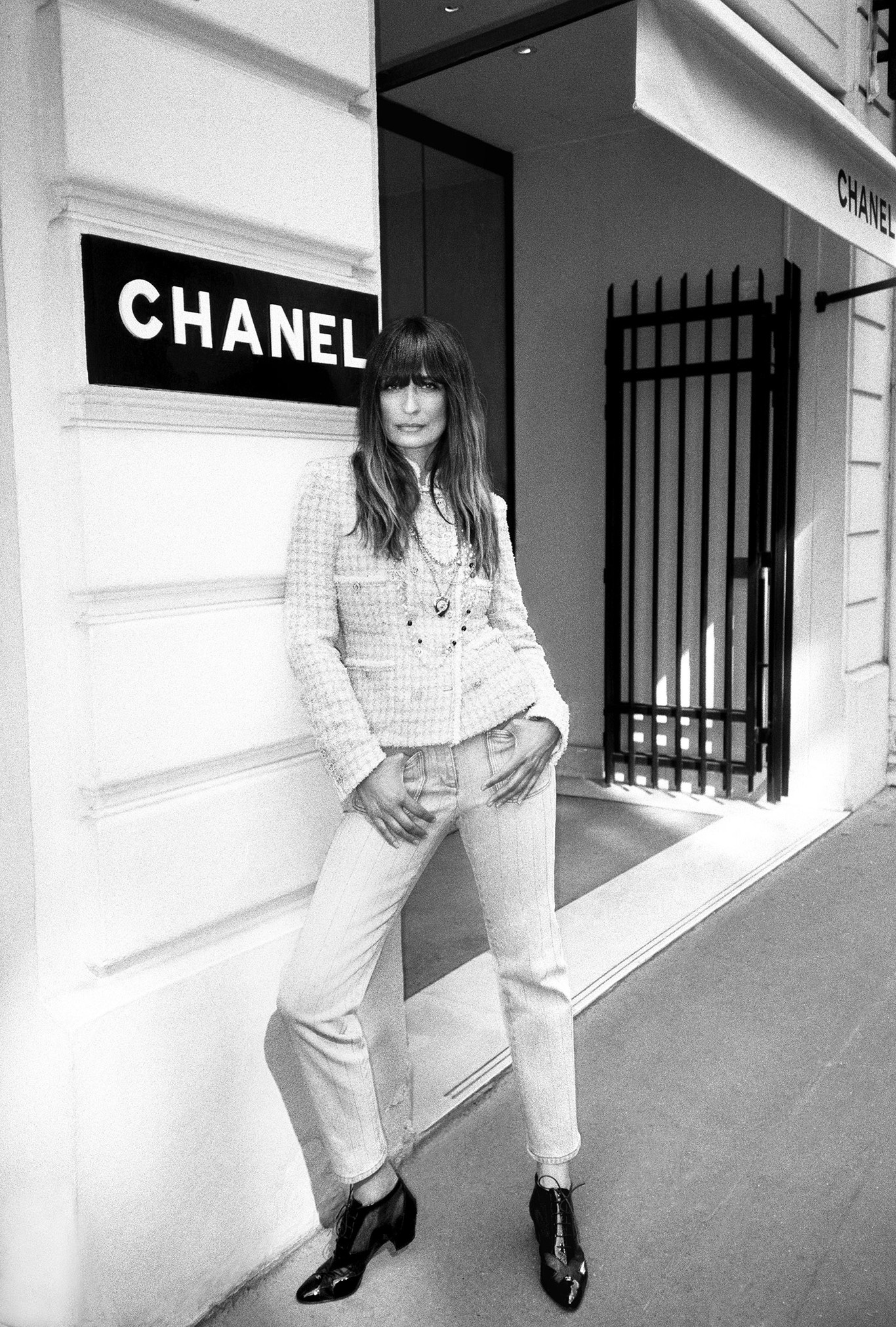 La pre-coleccion spring-summer 2020 de Chanel y Virginie Viard junto a Caroline de Maigret 
