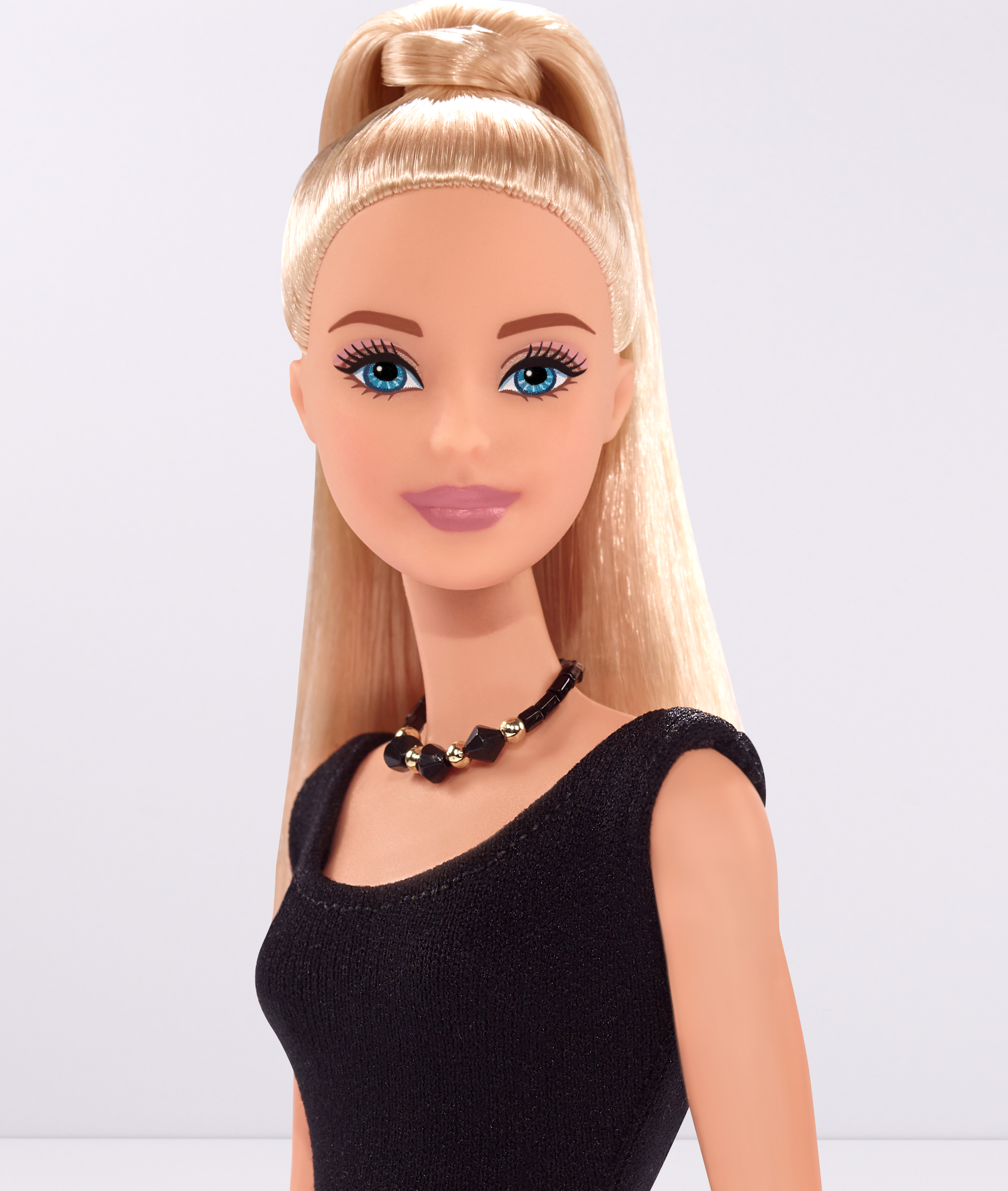 El rosa de labios perfecto tiene nombre y apellidos: M·A·C for Barbie