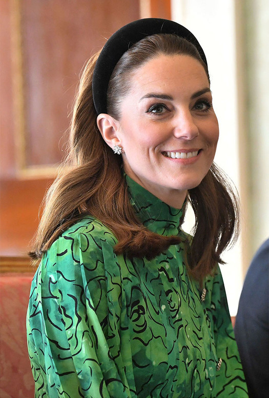 Así es el total look verde con el que Kate Middleton ha pisado suelo (en su primer viaje oficial) en Dublín