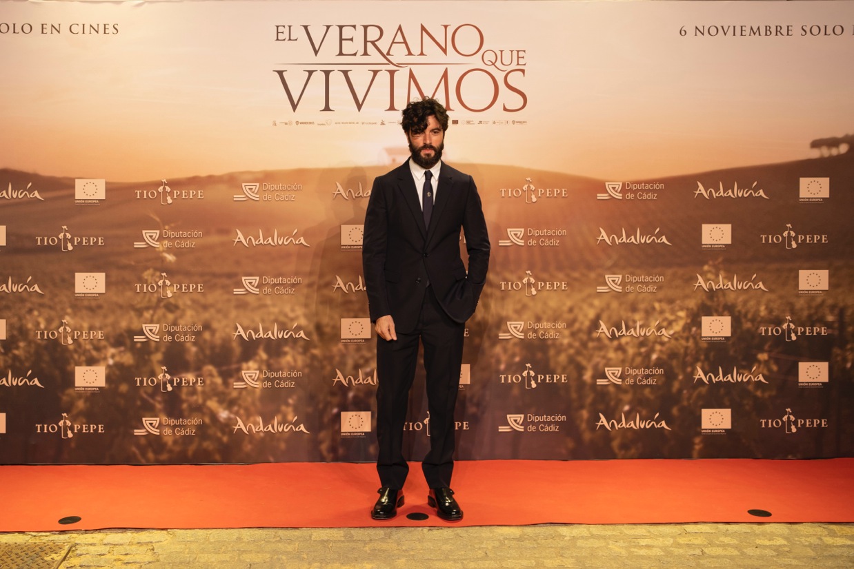 Javier Rey presenta en Jerez 'El verano que vivimos' de Dior Men