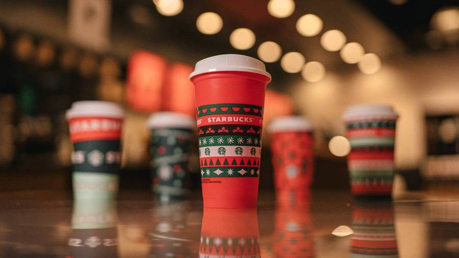 Starbucks quiere que nos enamoremos de su colección de Navidad