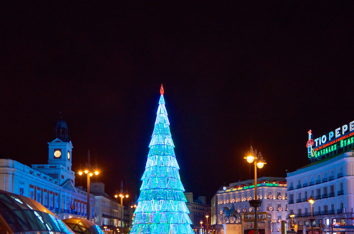 Madrid se ilumina en Navidad con moda española