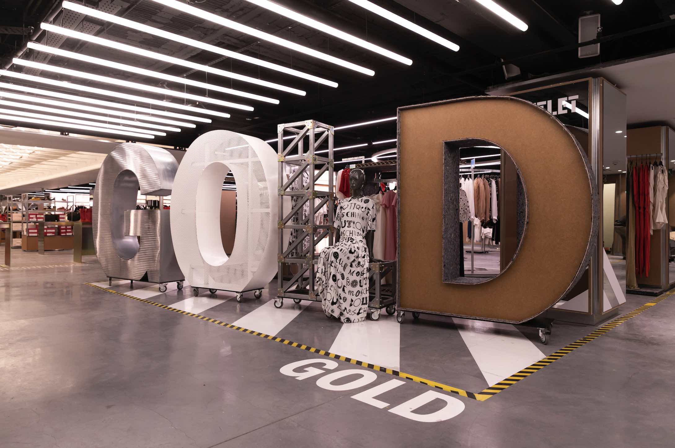 El Corte Inglés inaugura un outlet con más de 150 marcas de moda