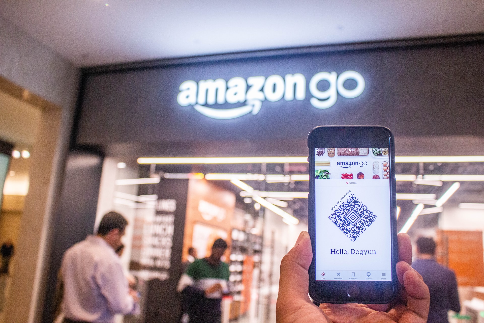 Amazon planea abrir grandes almacenes a pie de calle