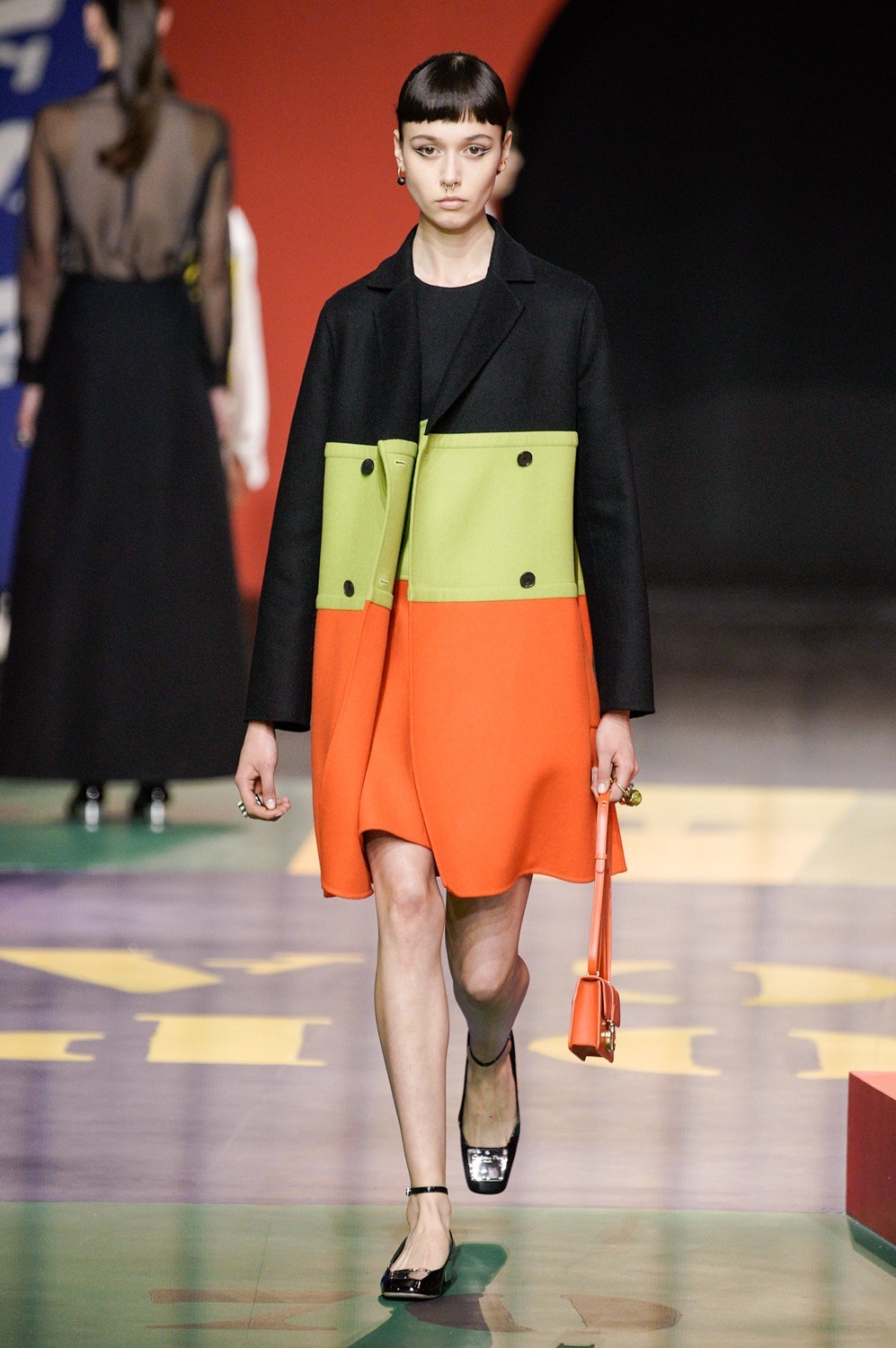 Dior llena de color Paris Fashion Week con su colección primavera-verano 2022