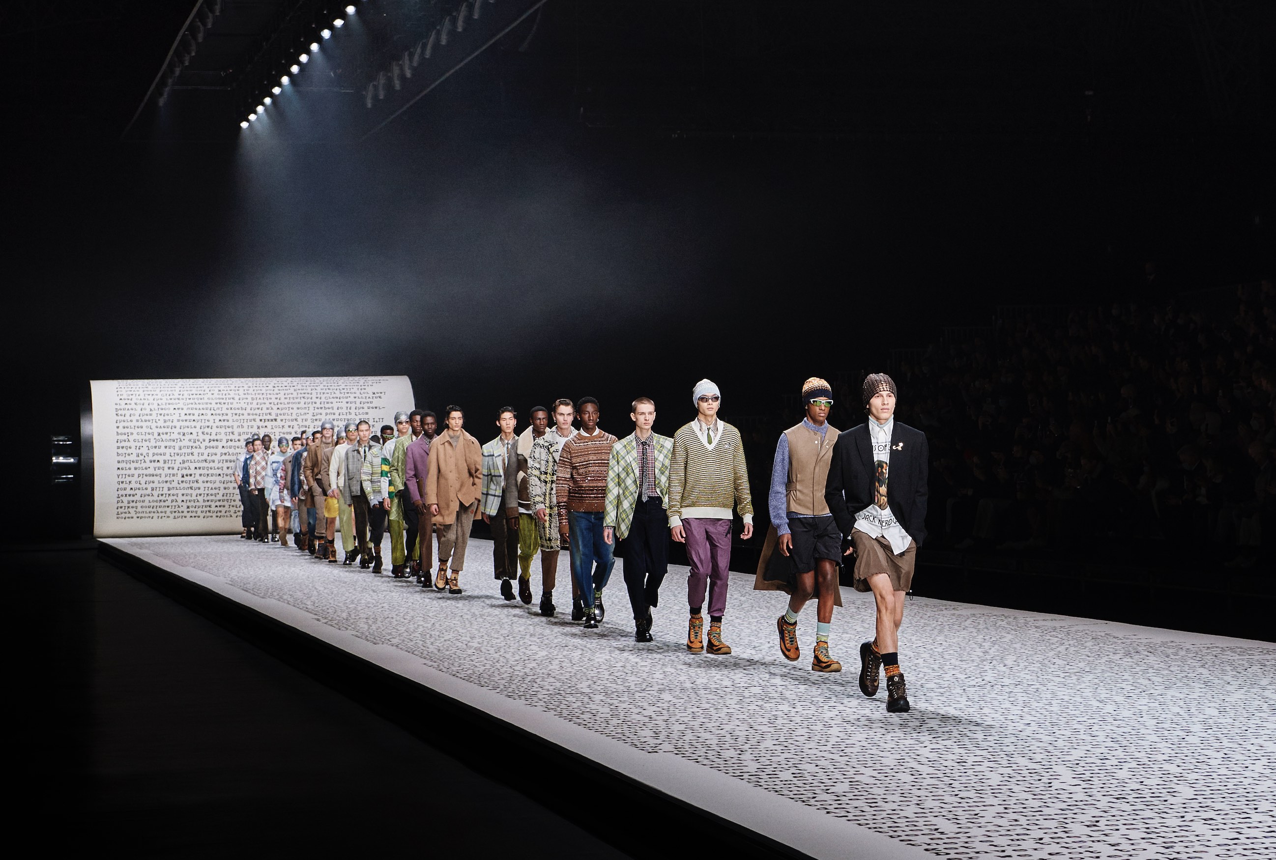 dior-men-s-fall-2022-una-colecci-n-inspirada-en-el-escritor-jack