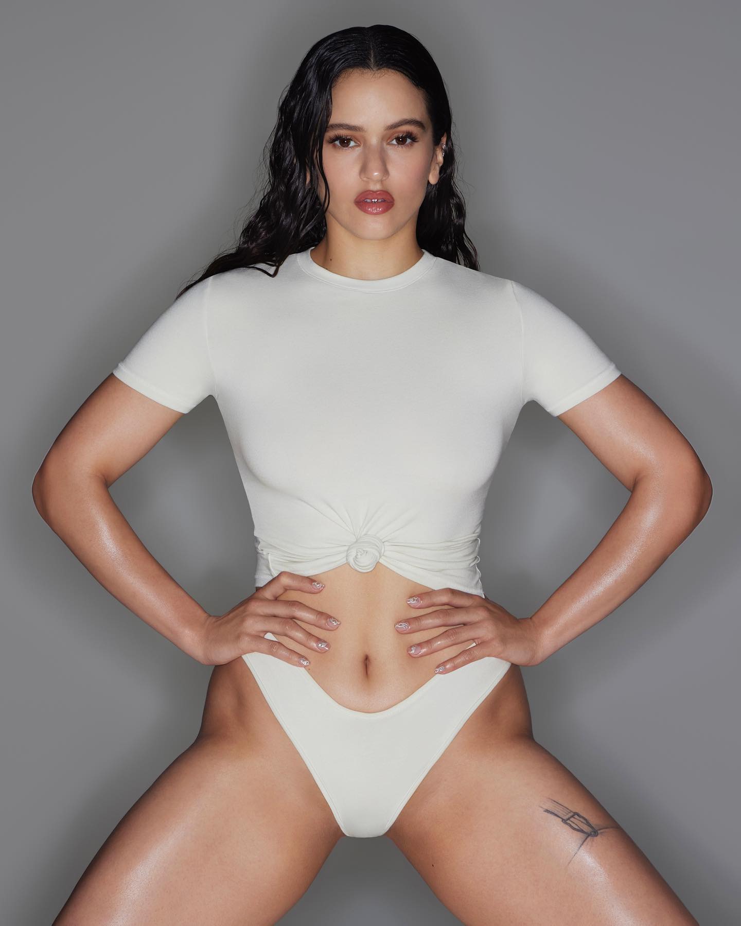 Kim Kardashian eligió a Rosalía para el lanzamiento de su nueva colección de ropa interior