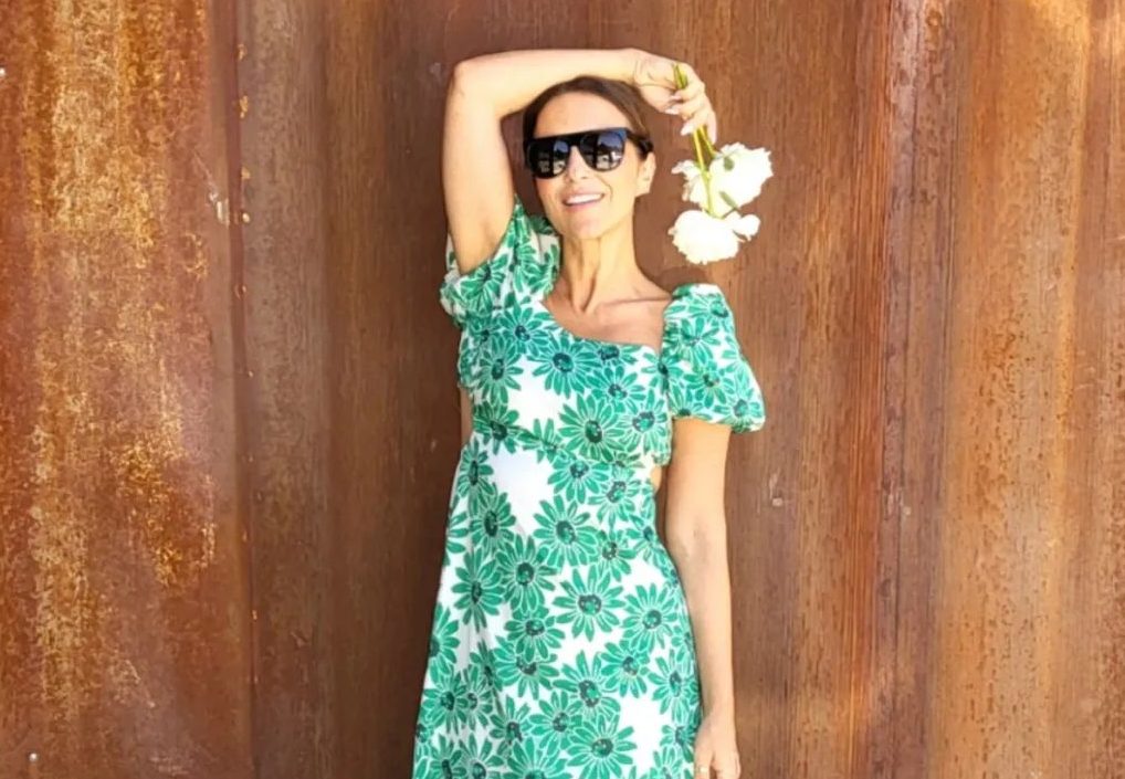 Paula Echevarría tiene el vestido verde con flores más de moda