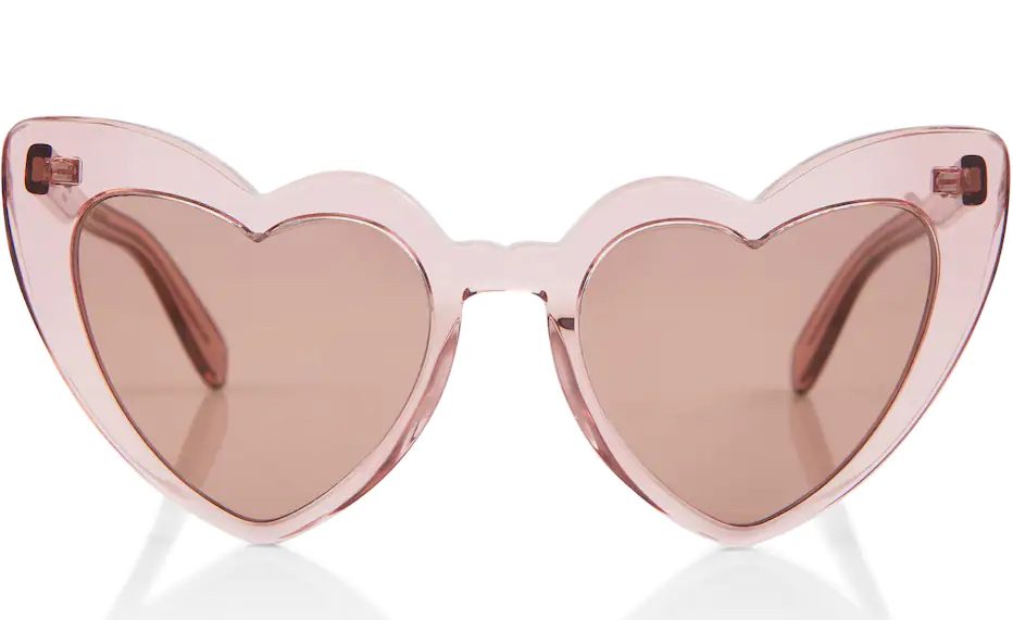 Gafas de corazón, la tendencia que ya lleva Paula Echevarría y Chanel