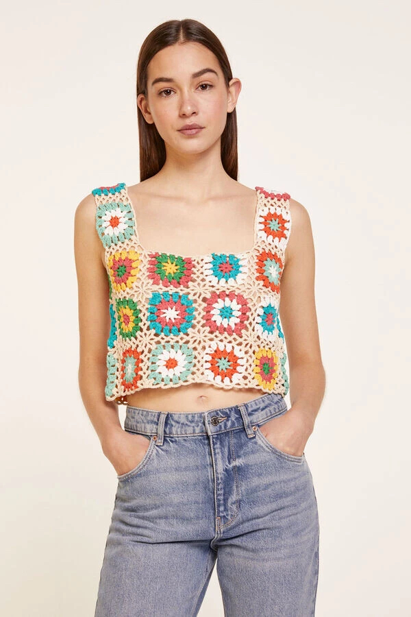 Begoña Vargas tiene el top de crochet más bonito del verano 