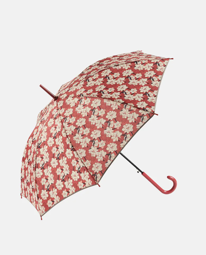 4 paraguas para copiar el estilo de Carrie Bradshaw