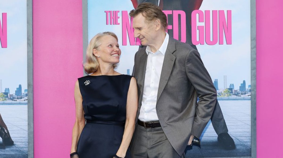 Pamela Anderson y Liam Neeson, la pareja del verano