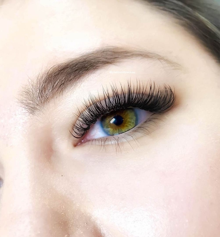 The 7 Best Eyelash Extension Salons In Dubai Grazia Middle East