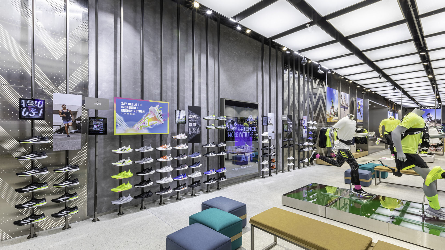 Terrible tallarines Electrónico Meet The First Global Adidas Store at The Dubai Mall - Grazia Middle East