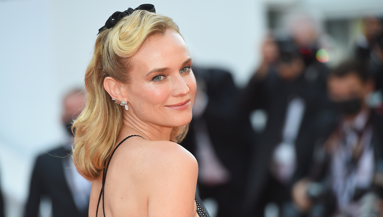 For Diane Kruger, It's All About Her Brows and Matte Red Lipstick