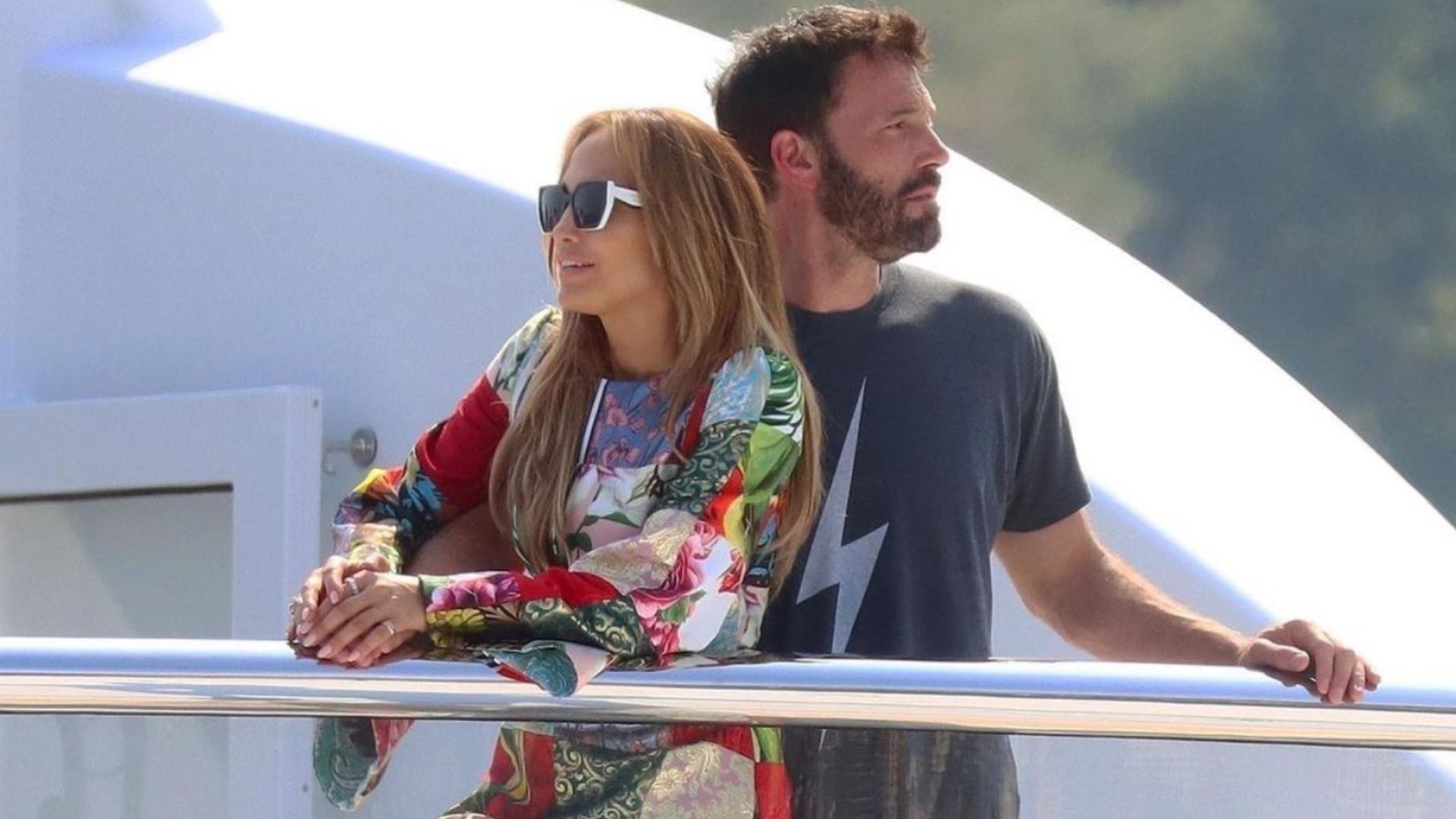 JLO Wearing Andrea Wazen Heels On Her Yacht Date With Ben Affleck