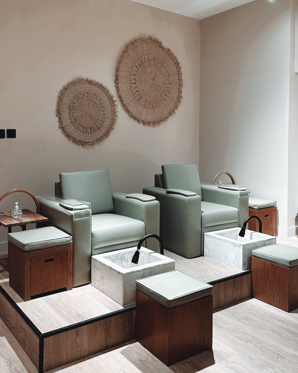best nail salons in Dubai Snob