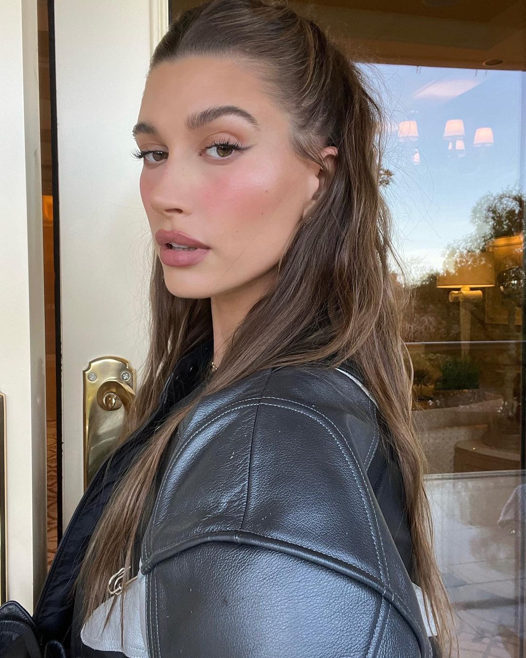 hailey bieber celebrity beauty tips