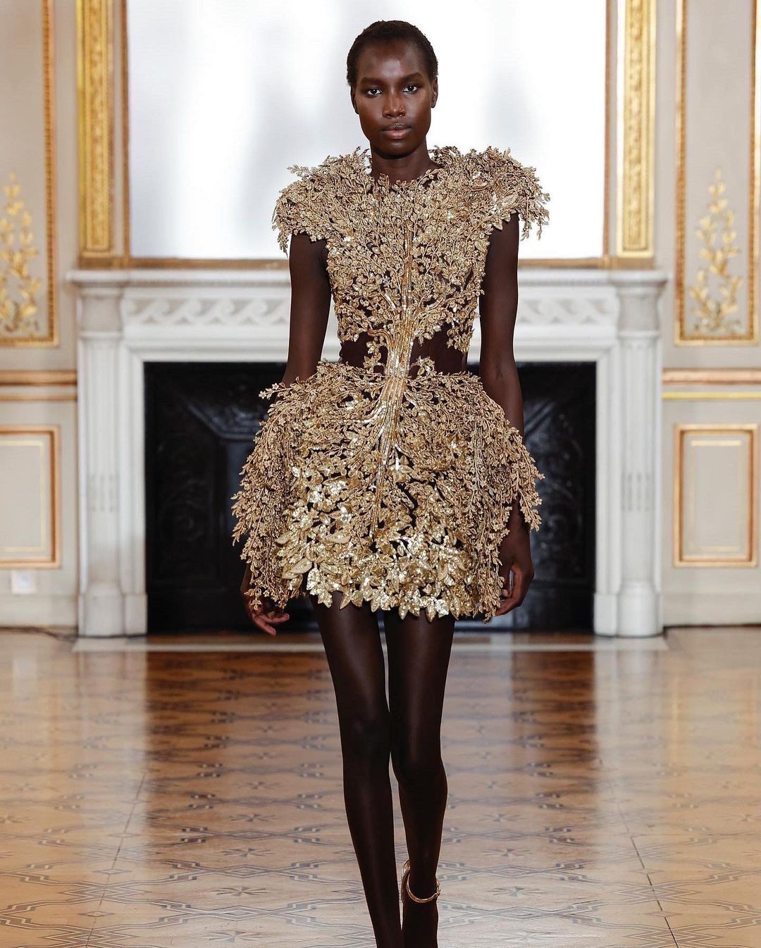5 Runway Trends From The Autumn/Winter 2022 Haute Couture Shows