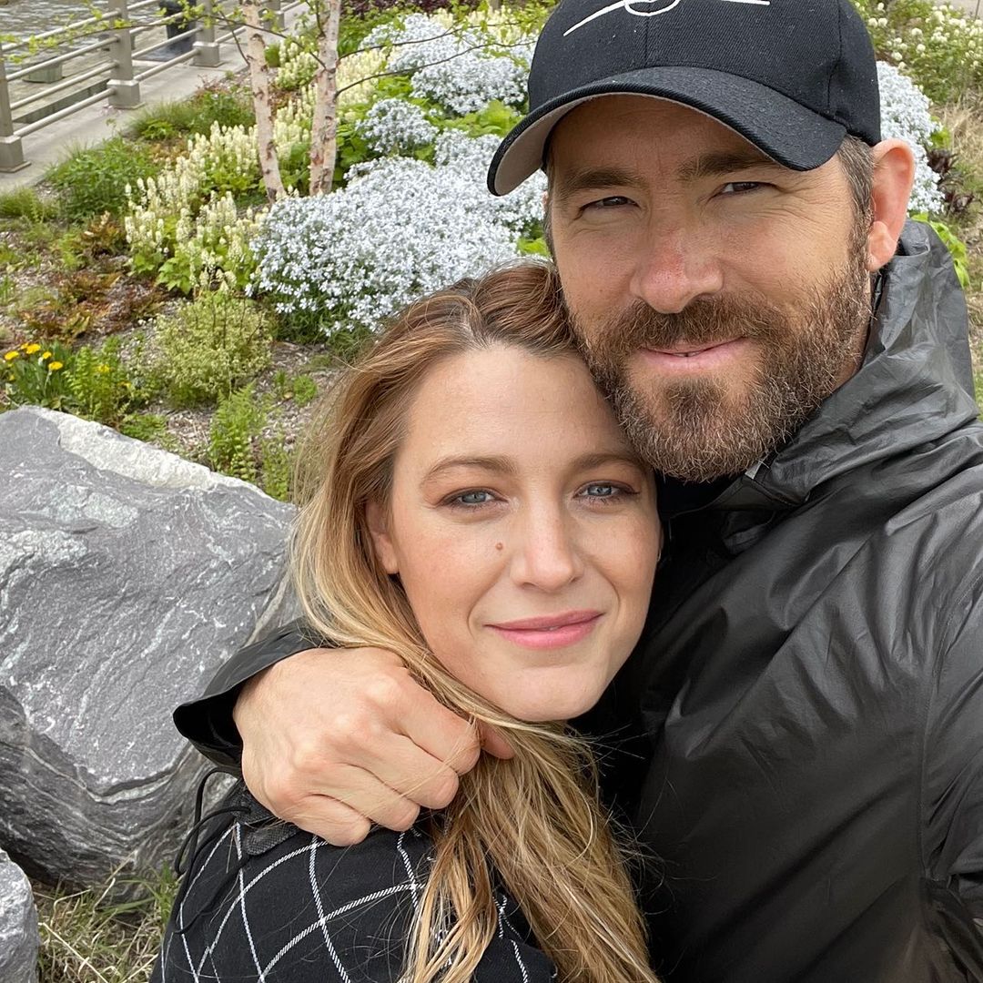 blake lively and ryan reynolds wedding