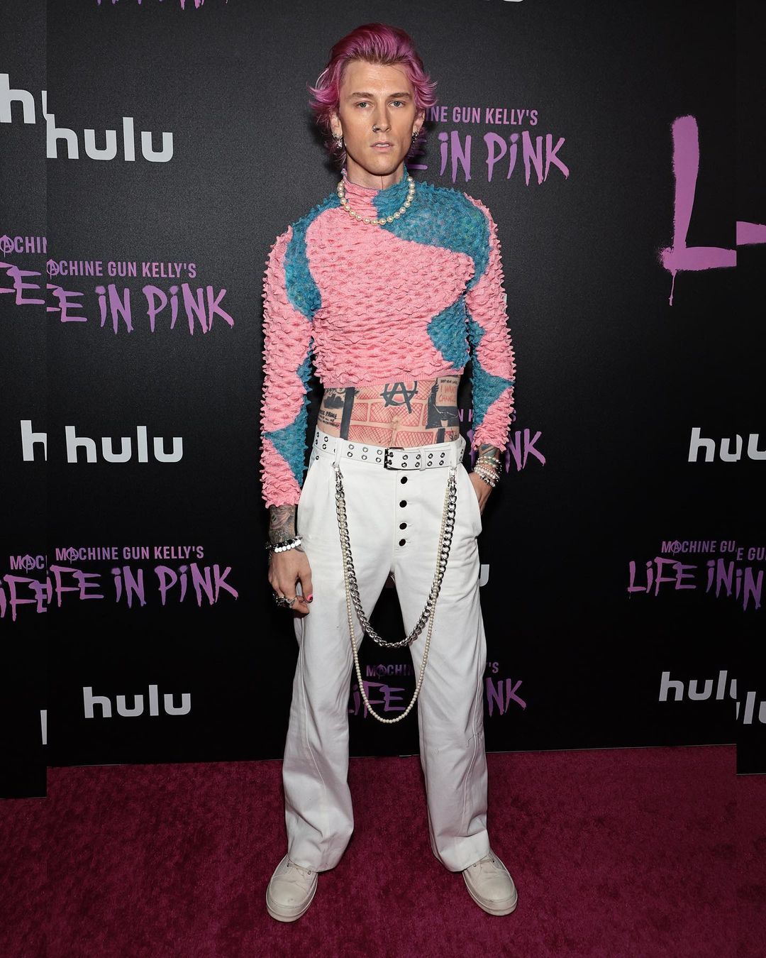 machine gun kelly best dressed celebrities