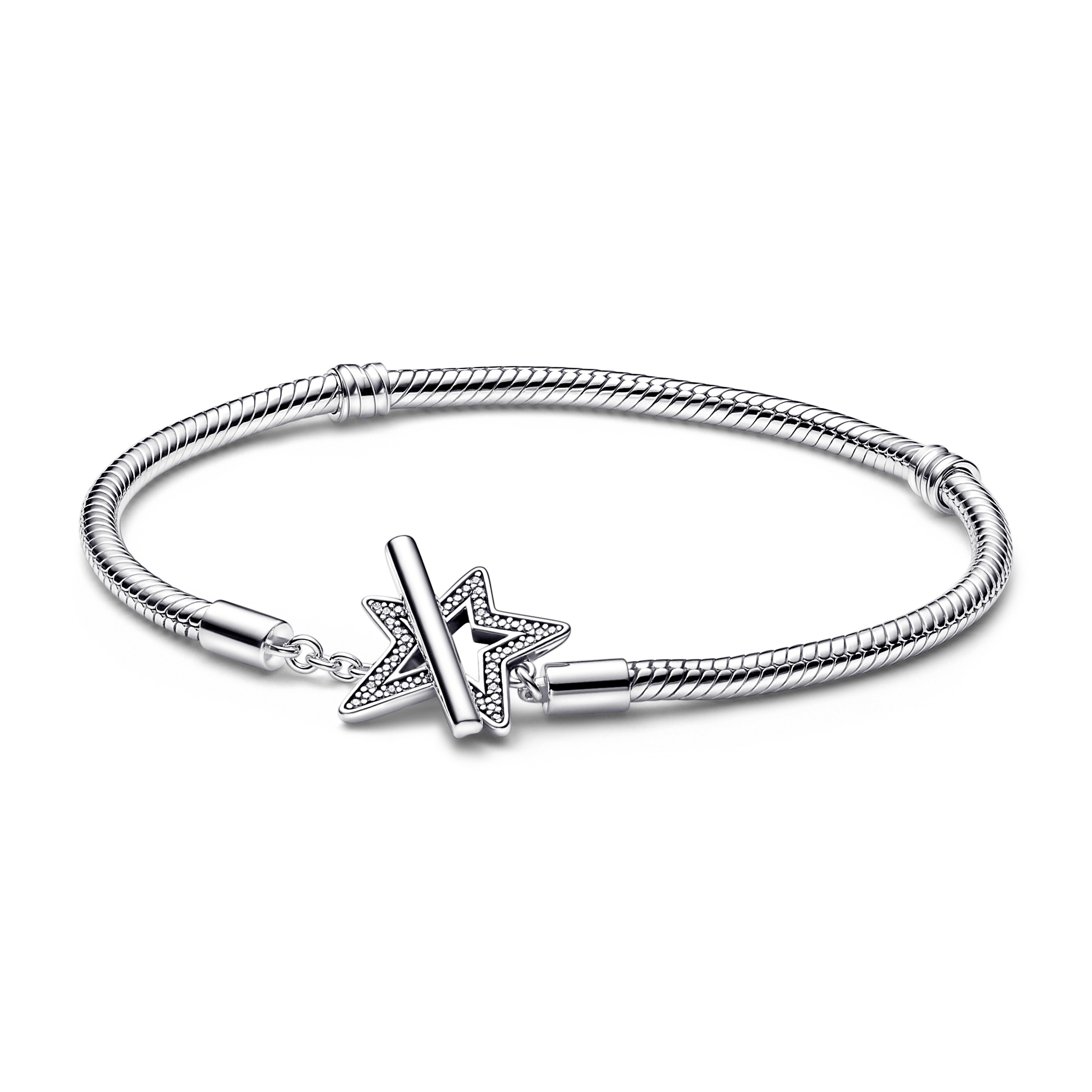 The Pandora Holiday Collections Are Perfect For Your Next Gift