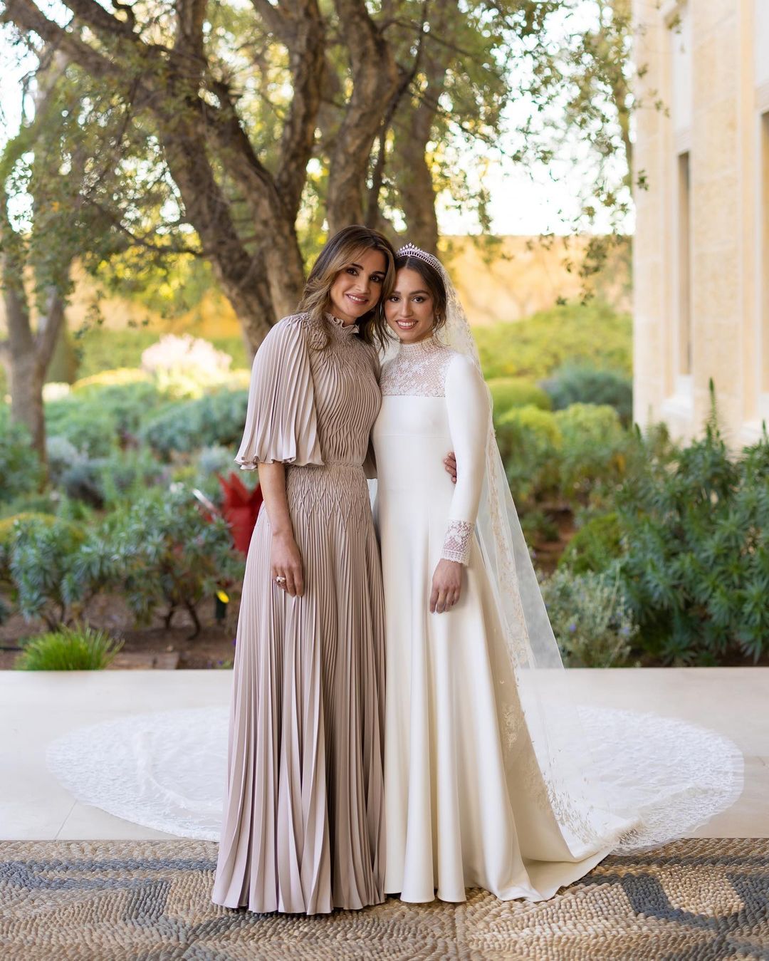 Queen Rania's Most Iconic Looks In Honour Of Her 53rd Birthday
