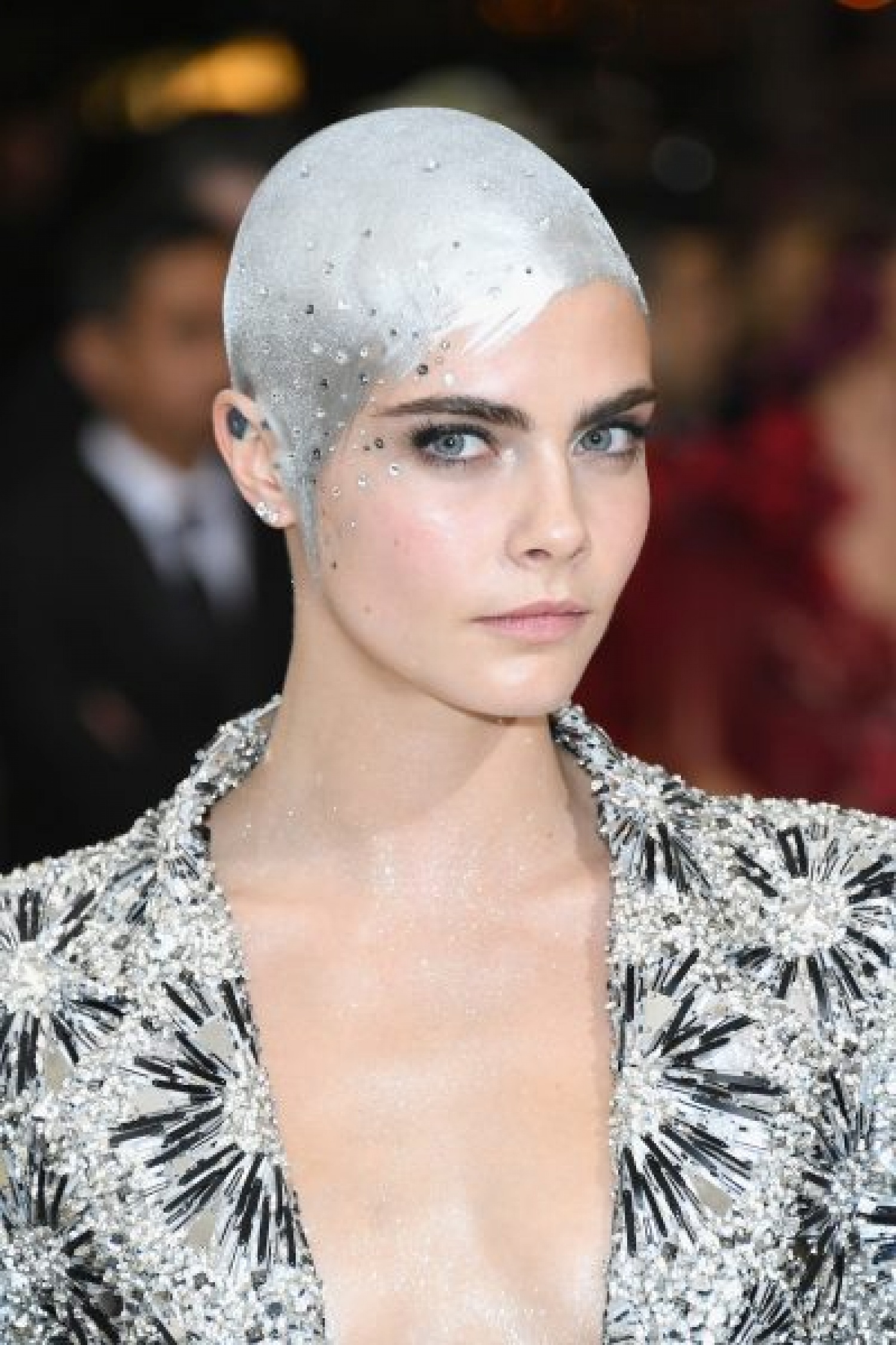 best met gala beauty looks Cara Delevingne 2017