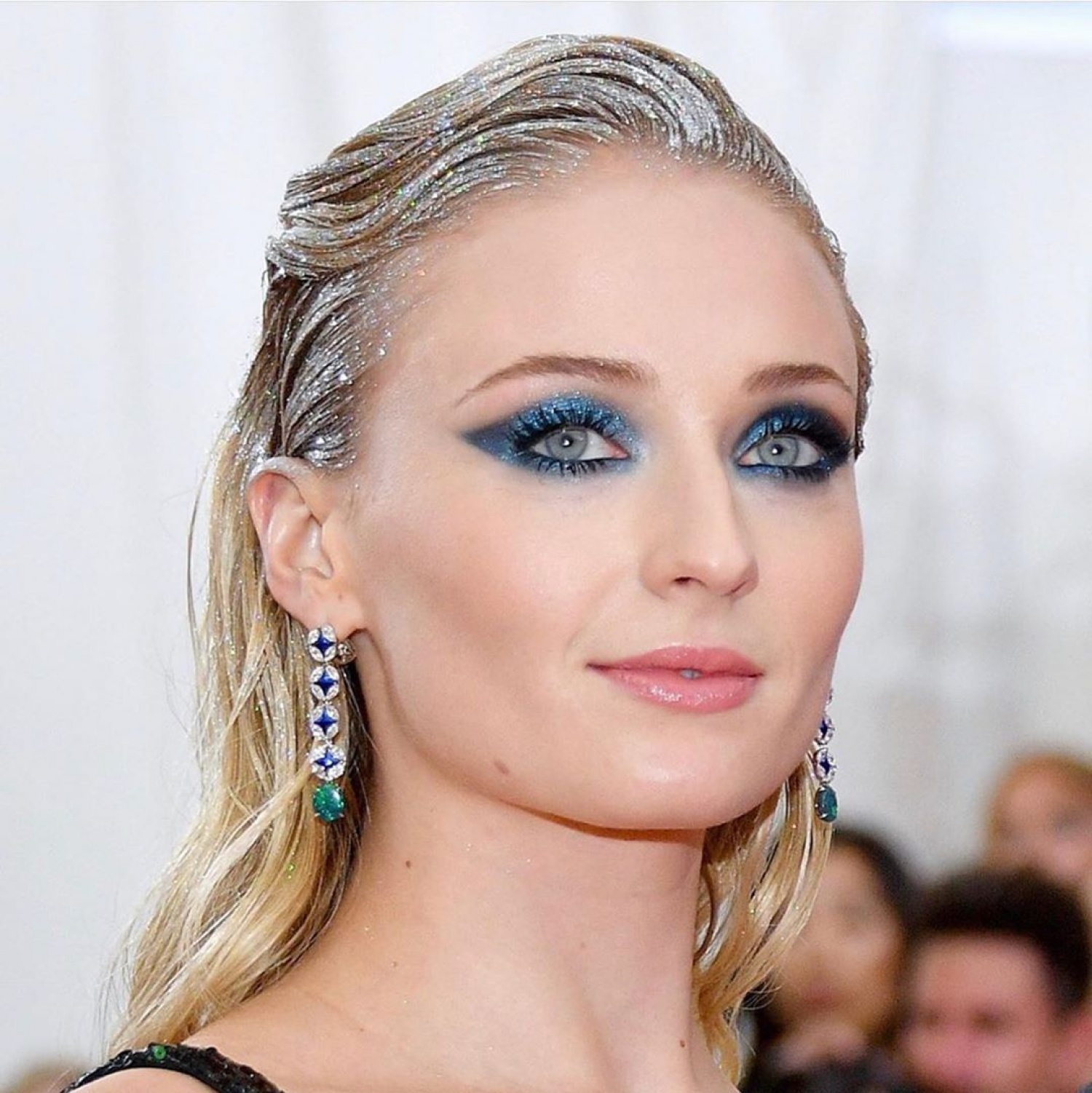 best met gala beauty looks sophie turner 2019