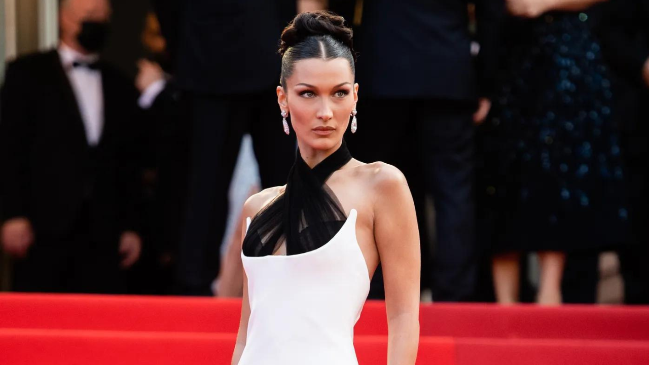Bella Hadid Returns To Modelling After Lyme Disease Treatment