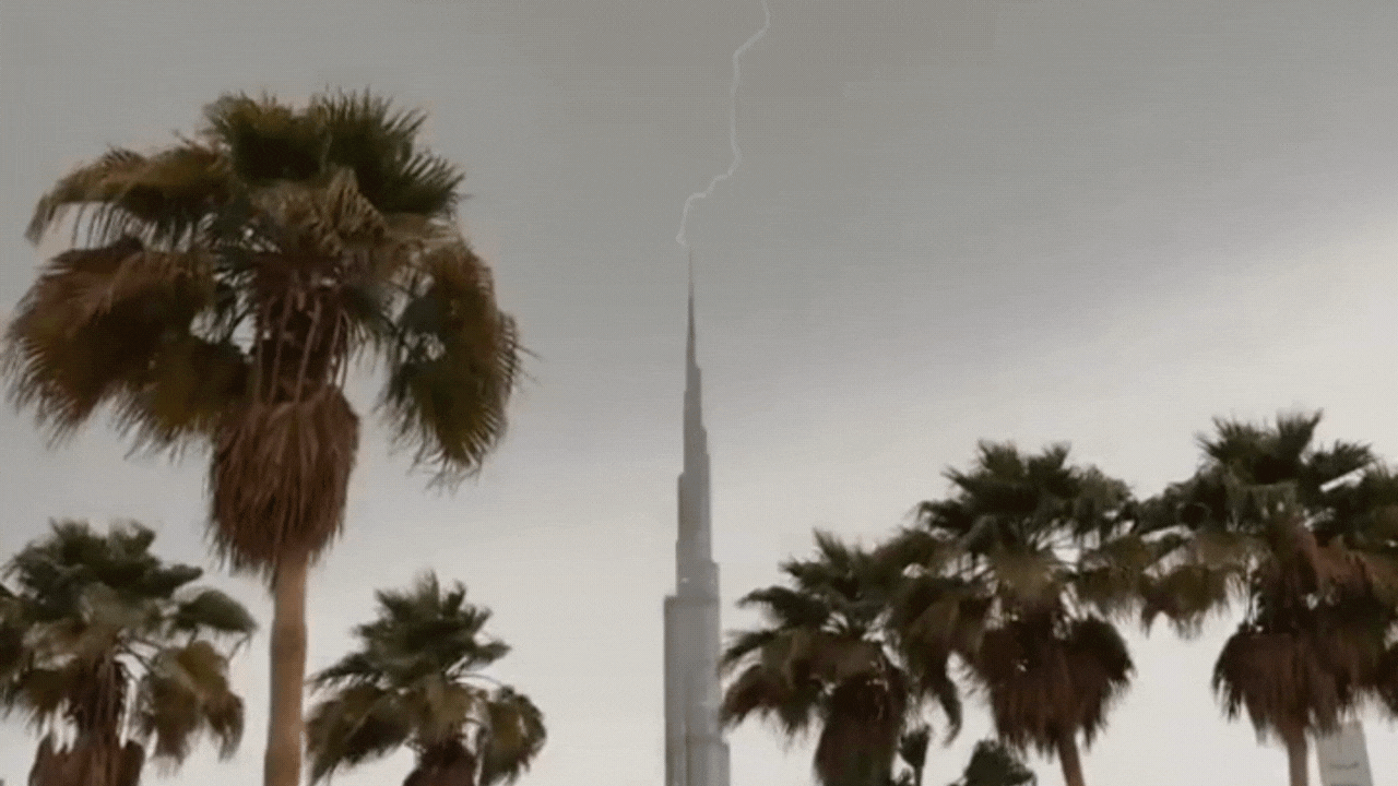 Rain in Dubai