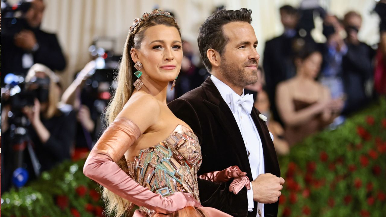 blake-lively-is-the-ultimate-instagram-boyfriend-to-ryan-reynolds