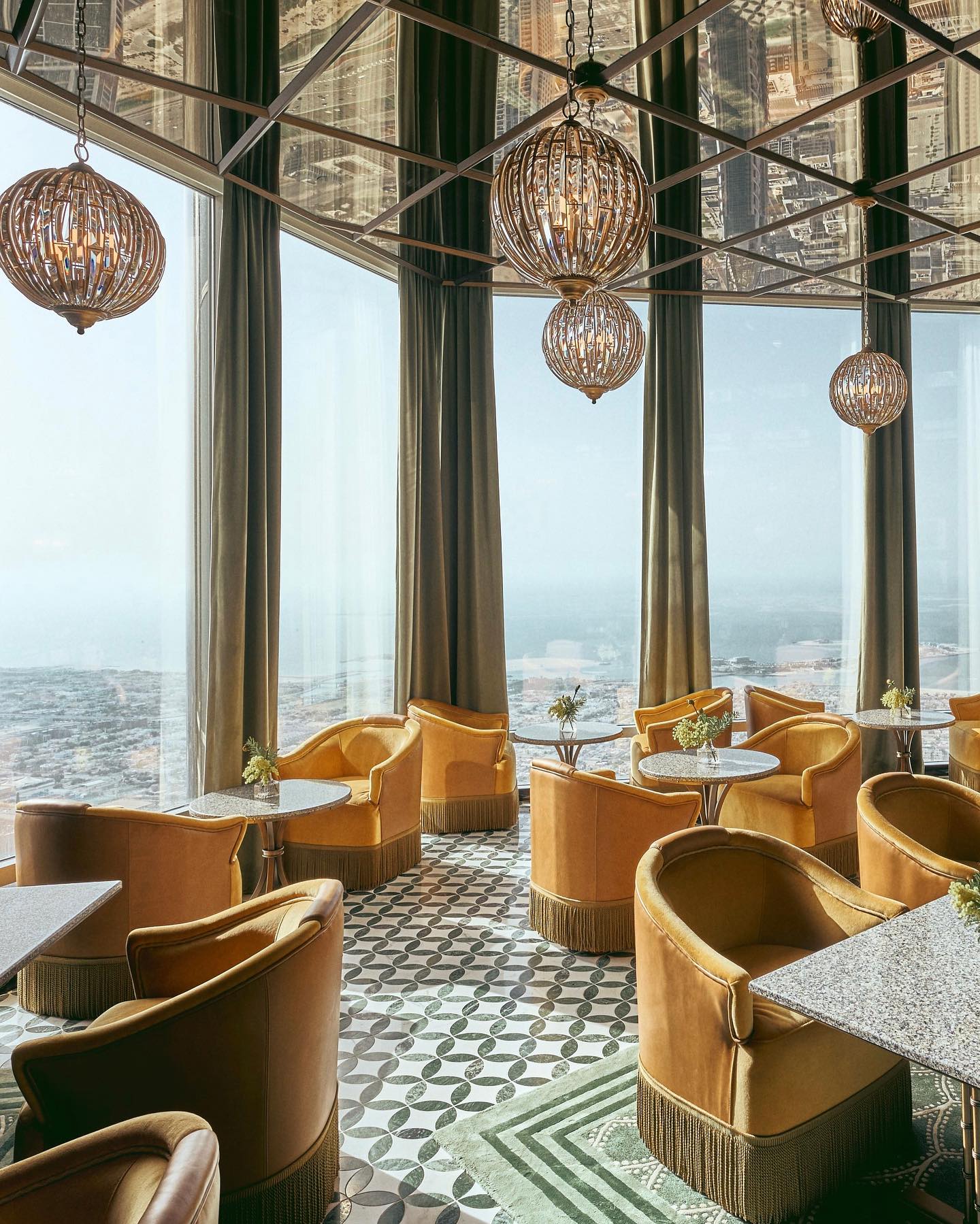 restaurants with a view dubai atmosphere