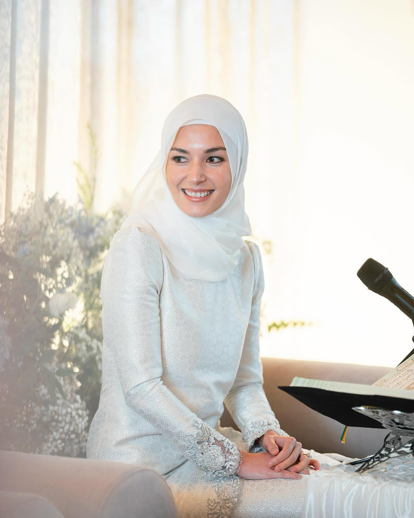 Brunei Anisha Isa Kalebic