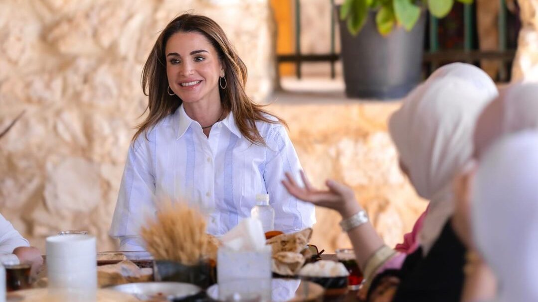 Queen Rania at Eira and Yarqa
