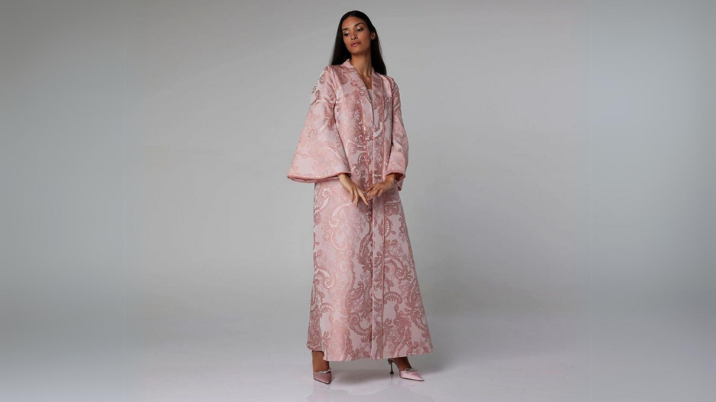 BEYOND LABEL Abaya