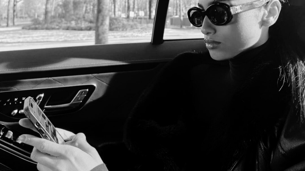 @imaanhammam iPhone