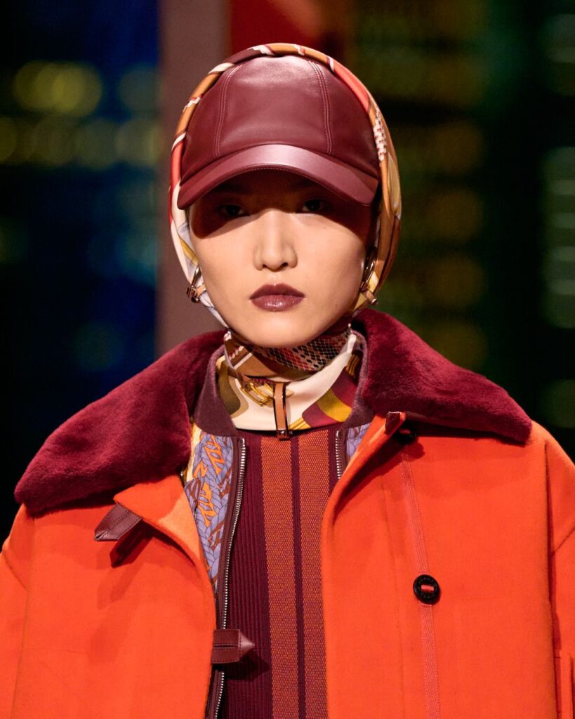 hermes-dressage-tressage-silk-scarf-fall-winter-2025-collection-shanghai-fashion-show-2