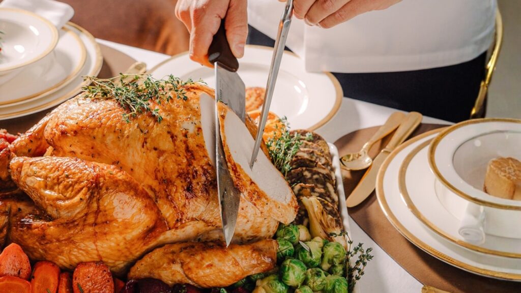 Where to Book Christmas Turkey Takeaway in Dubai For Those Who Want Zero Stress
