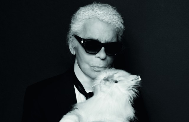 Karl Lagerfeld diseñó un peluche de Choupette